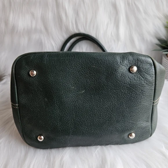 Tignanello Hunter Green Leather Satchel Bag – Silver Hardware – Classic Style - Picture 7 of 16